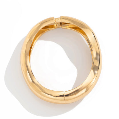 3 Style Creative Big Imitation Pearl Cuff Bracelet Women Trend 2025 Punk Heavy Metal Chunky Spring Bangle Steampunk Men